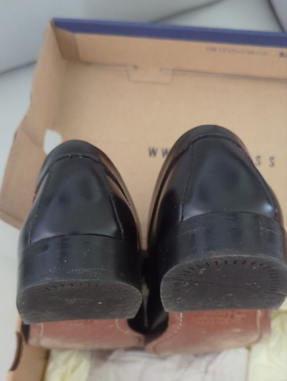 G.H. Bass & Co. Men’s Black Leather Penny Loafers - Picture 6 of 15